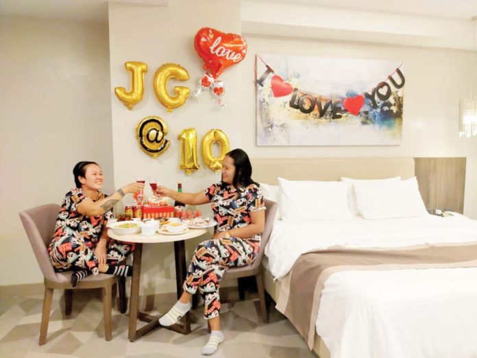 Mae Ann “Jhing” Elipio and Eillen Grace “Grei” Montalbo celebrating their 10th anniversary as couple. Photos from Eillen Grace Montalbo and Mae Ann Elipio