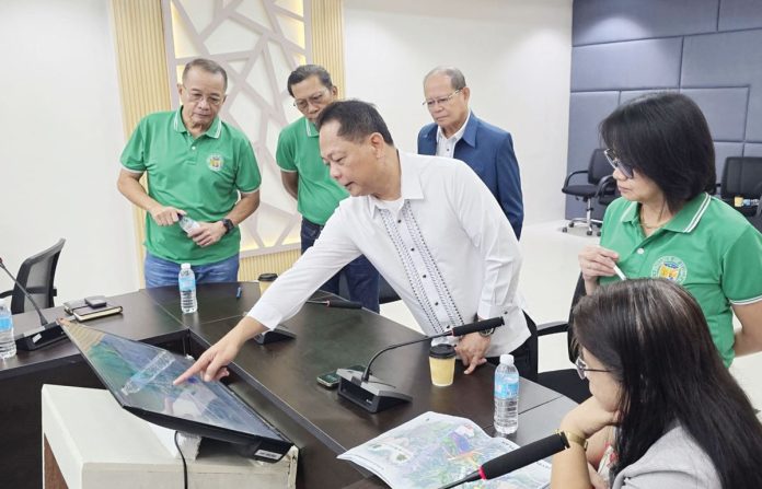 Officials from the Department of Public Works and Highways Region 6 and the Iloilo Provincial Engineer's Office discussed plans for the construction of the Iloilo Smart Green Government Center. ILOILO PROVINCIAL ENGINEER'S OFFICE PHOTO