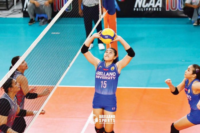 Ilongga Harem Ceballos of Arellano University Lady Chiefs sets the ball to a teammate. PHOTO COURTESY OF ARELLANO SPORTS