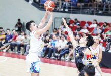 Rain or Shine Elasto Painters' Anton Asistio pulls up for a basket against the defense of TNT Tropang Giga’s Kim Aurin. PBA PHOTO