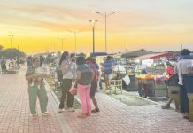 The Iloilo City Government bans on-site cooking of street food on the Iloilo Sunset Boulevard. MAI LADIAO PHOTO