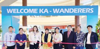 Key figures from the travel and tourism industry gather at the opening of the World Travel Expo – Western Visayas at Festive Walk Iloilo in Mandurriao, Iloilo City. Photo shows (from left) Paul Martin (Festive Walk Mall), Andrea Guanco (President, Iloilo Bloggers Society), Miles Caballero (Managing Director, Ad Asia Events Group), Teuila Metcalfe (Director of Corporate Marketing, Club Wyndham Asia), Crisma Rodriguez (Regional Director, DOT-6), Edwin Raymundo (former President, Boracay Foundation), and Admiral Leonard Tirol and Yev Gelito (Board of Directors, Boracay Foundation). AJ PALCULLO PHOTO