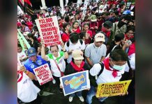 Jobless Filipinos in January 2025 reached 2.16 million, or an equivalent to an unemployment rate of 4.3 percent. Photo shows members of the Alliance of Concerned Teachers joins th rally in Manila on Nov. 30, 2024. RICHARD A. REYES/INQUIRER PHOTO