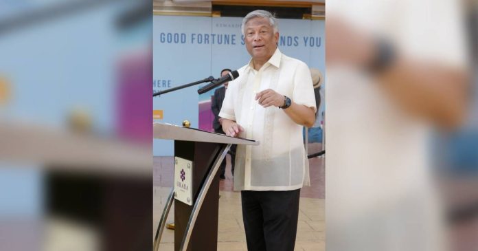 PAGCOR Chairman and CEO Alejandro H. Tengco expresses his gratitude to Okada Manila for hosting the 3rd leg of the PAGCOR Photo Exhibit during the event’s ribbon-cutting ceremony on March 5 at the Okada Fountain Foyer in Parañaque City.