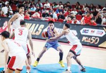 TNT Tropang Giga’s Rondae Hollis-Jefferson tries to make a move against the defense of Barangay Ginebra San Miguel Kings’ Jamie Malonzo and Jeth Troy Rosario. PBA PHOTO